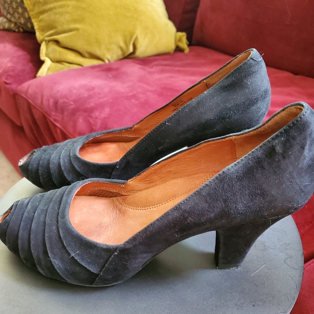EUC GENTLE SOULS BLACK PEEP-TOE HEELS 8M - Picture 2 of 3